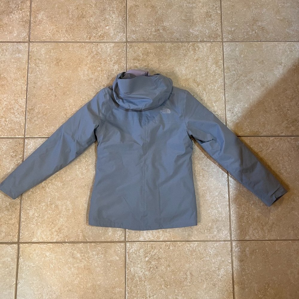 The North FaceMid Grey/Ashen Purple Women’s Carto Triclimate® Jacket - Picture 9 of 12